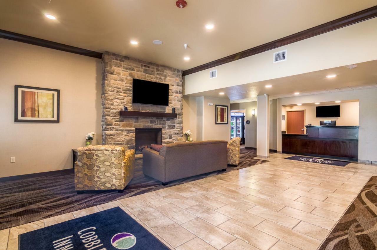Cobblestone Inn & Suites - Lakin Εξωτερικό φωτογραφία
